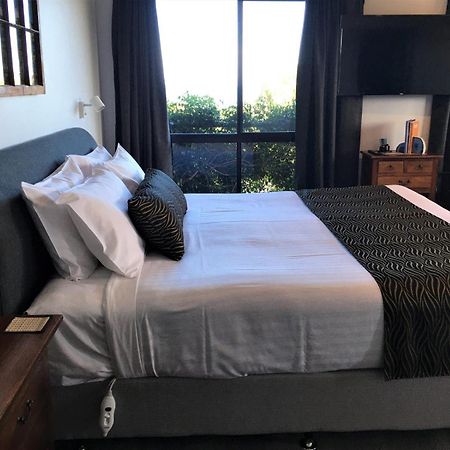 Storm Bay B&B White Beach Room photo